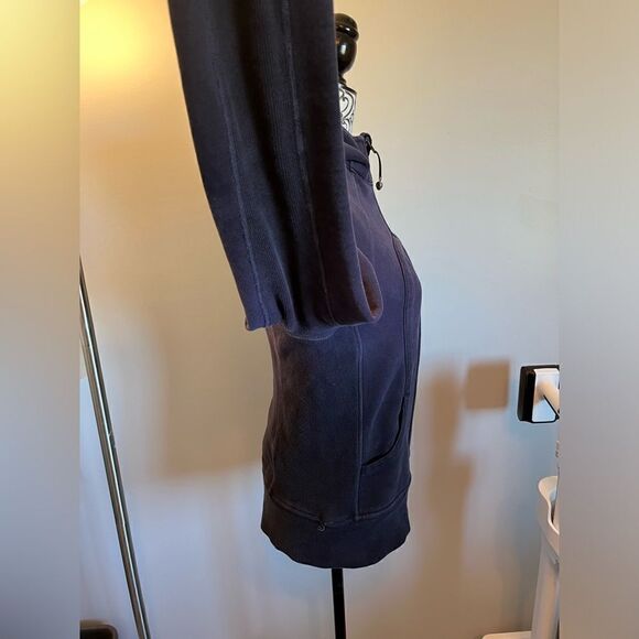 ✨Lululemon Ombré Scuba  - Picture 3 of 7